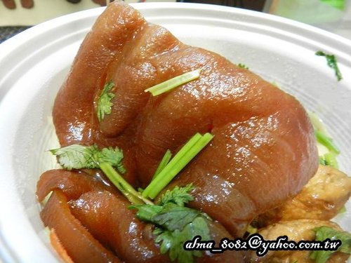 台北永康豬腳爌肉