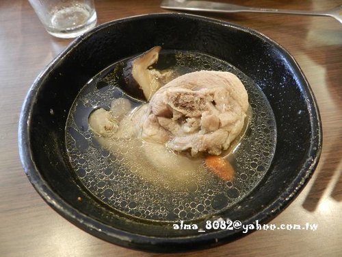 漢挐屋,韓式拉麵,韓式料理,韓式漾釀炸雞,韓式炸雞,馬鈴薯豚骨湯