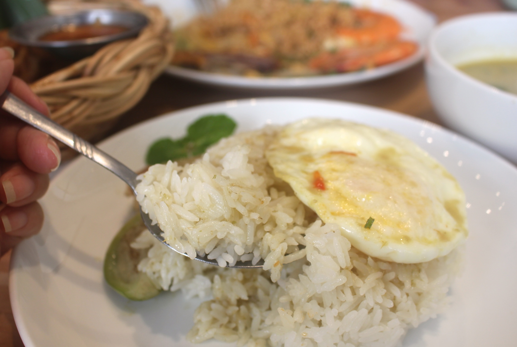 中壢好吃,忠貞市場,酸辣海鮮炒MAMA麵,阿含thai泰式料理