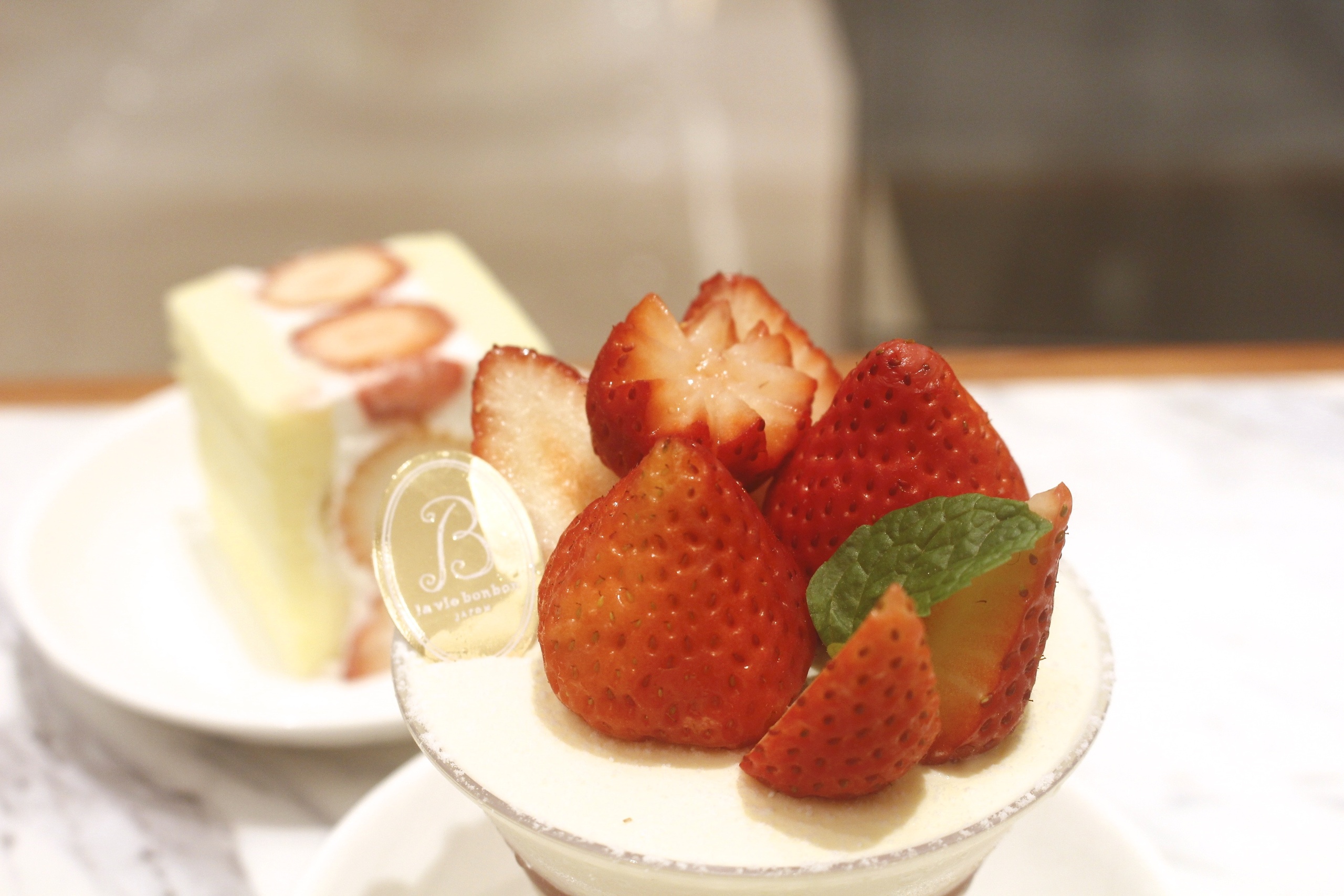 【台北 la vie bonbon】微風南山2樓日本夢幻甜點。讓人幸福的「英式查佛蛋糕」