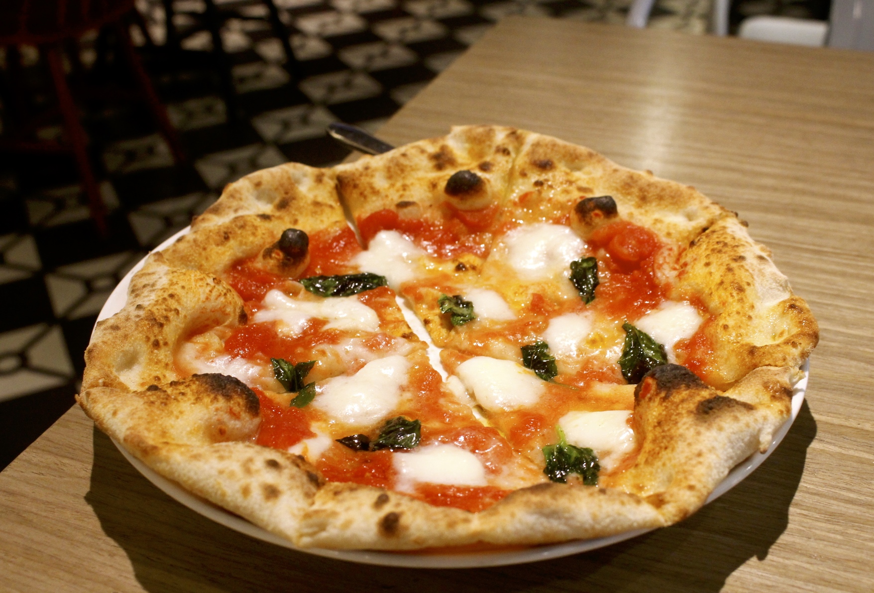 【食 Gino Pizza Napoletana】CAPUTO盃常勝軍！2019年世界冠軍就在這．正宗拿坡里披薩好吃