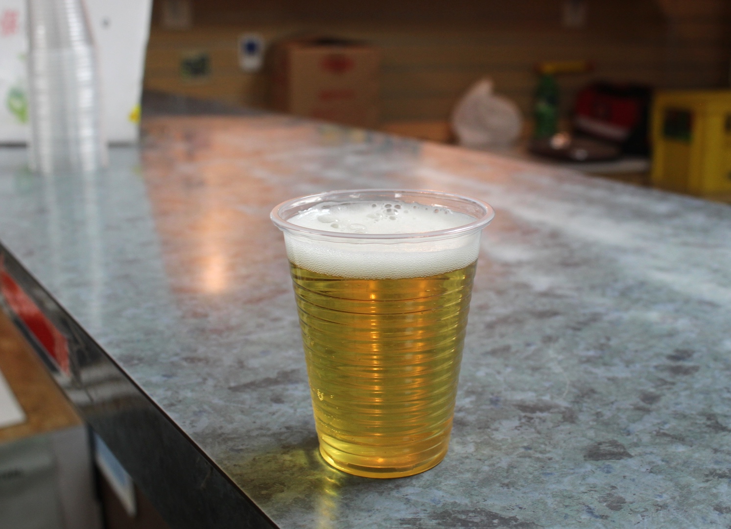 竹南啤酒廠 好拍的超大啤酒桶。免費啤酒隨你喝到飽