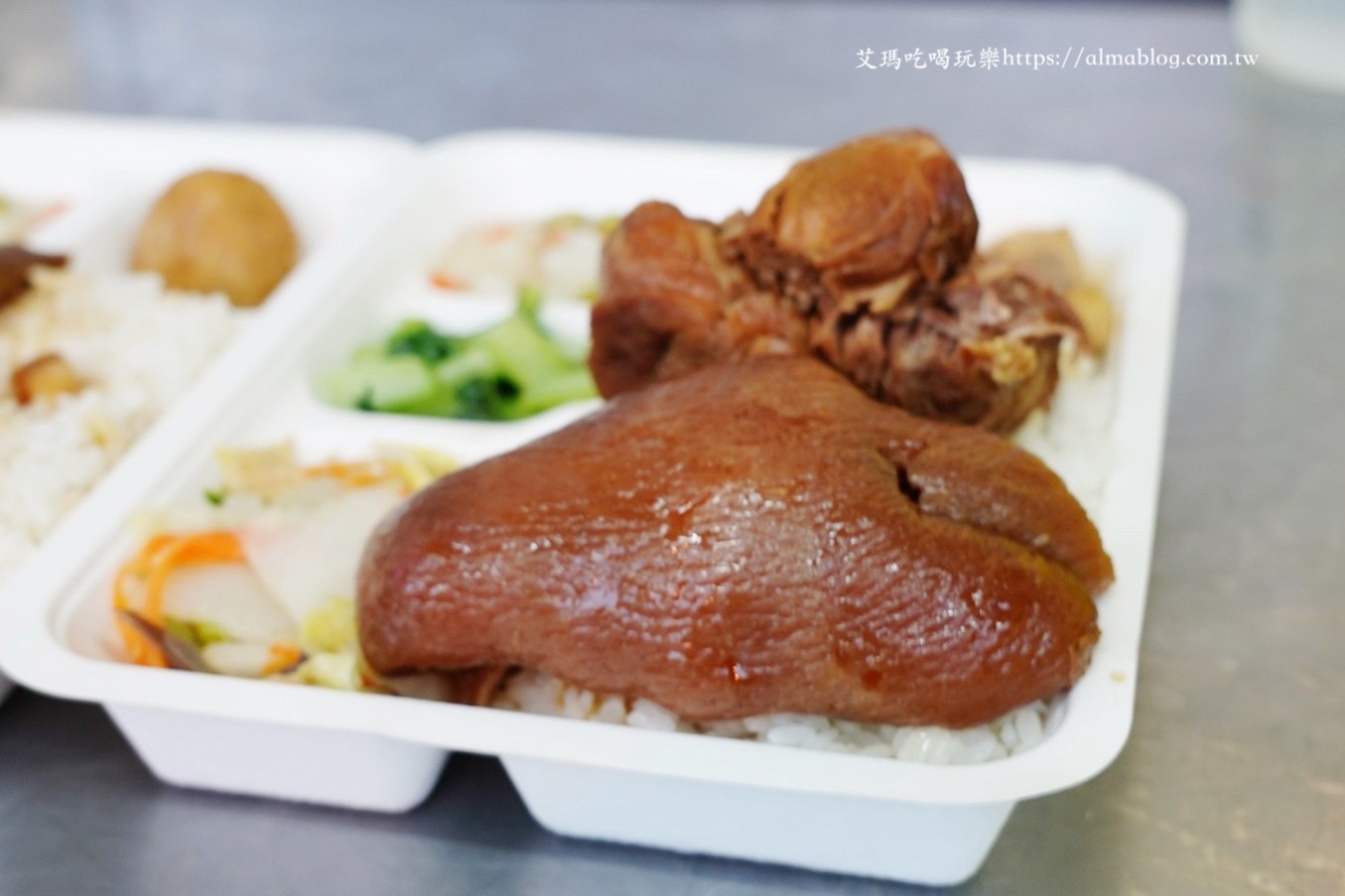 台灣小吃,台中美食，后里美食, 便當,雞腿飯,豬腳,鄭爌肉飯,控肉飯,