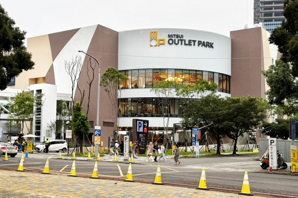 MITSUI OUTLET PARK林口,林口三井,泡泡瑪特,鰻魚飯,三井OUTLET,林口好玩,