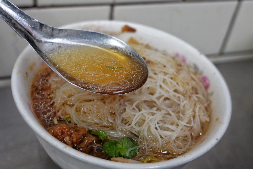 廟東清水排骨酥麵